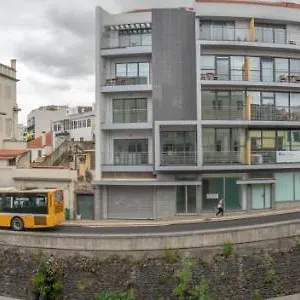 https://oudinot-apartments.madeira-islandshotels.com